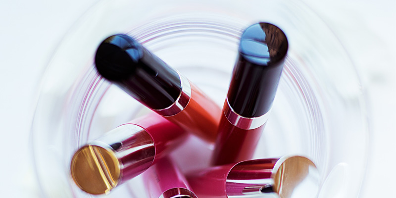 Navigating China's Cosmetic Market: A Guide for Oversea Cosmetic Brands Introduction